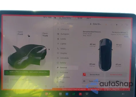 2022 Tesla Model Y Performance Dual Motor All-Wheel Drive z USA, uszkodzony, nr VIN 7SAYGDEF5NF404605